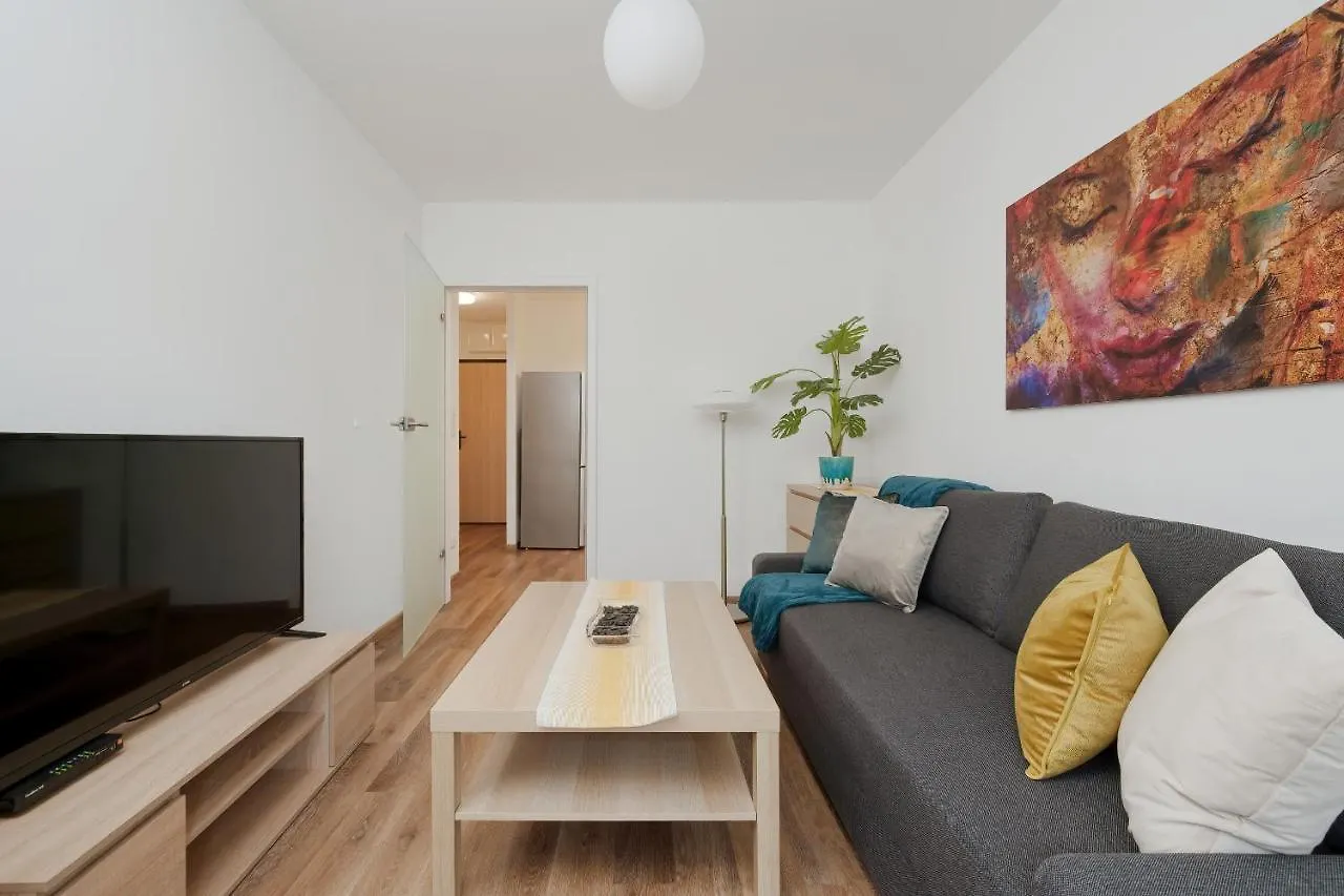 Apartment Legnicka Wroclaw With Parking By Noclegi Renters Polen