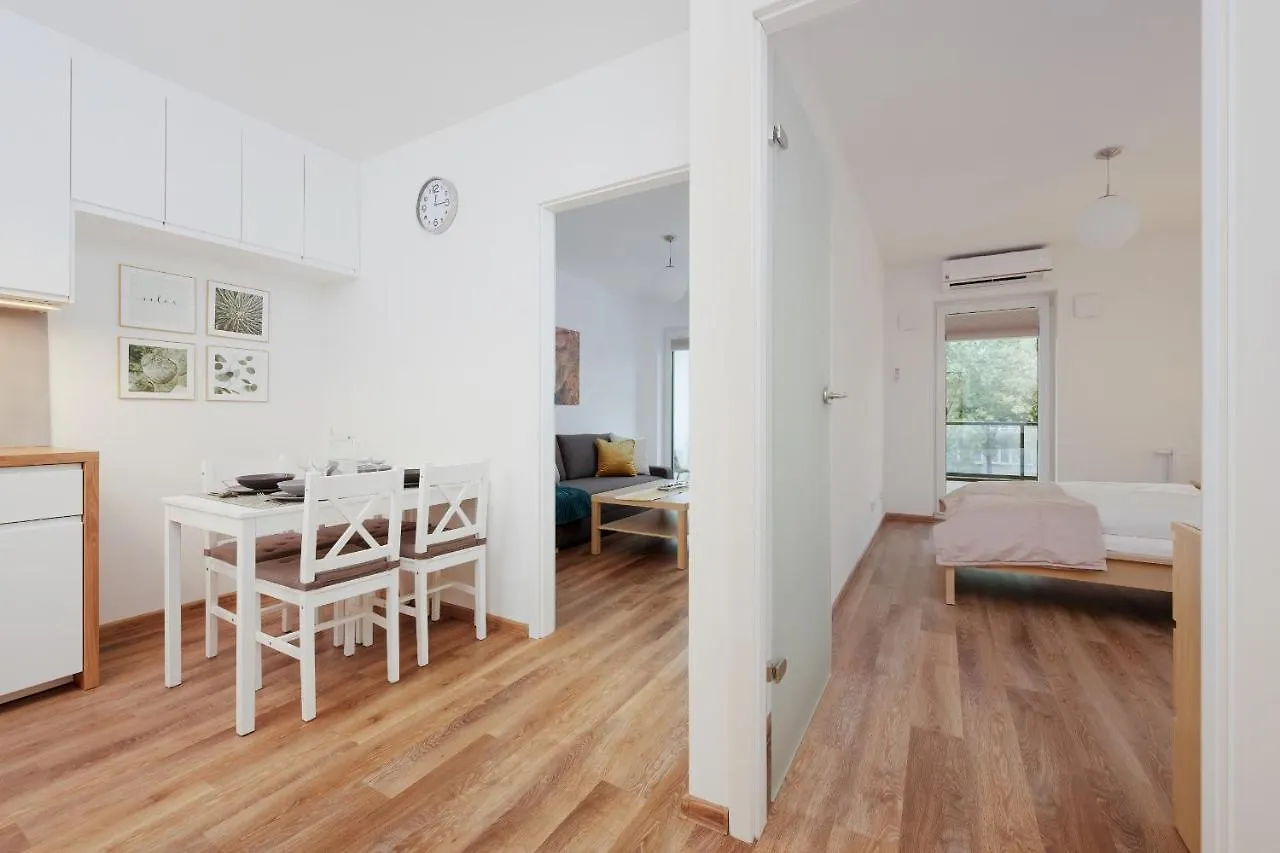 Apartment Legnicka Wroclaw With Parking By Noclegi Renters 0*,  Polen