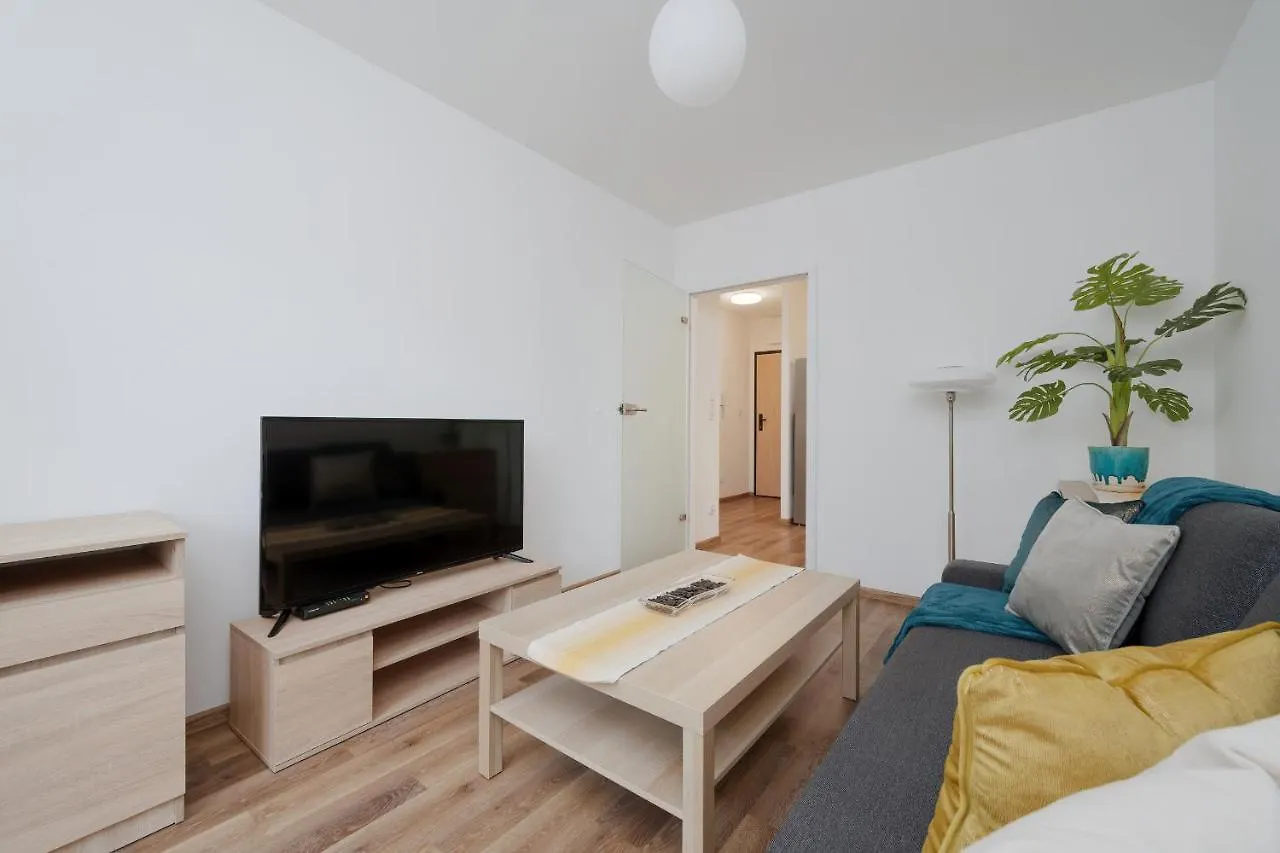 Apartment Legnicka Wroclaw With Parking By Noclegi Renters Polen